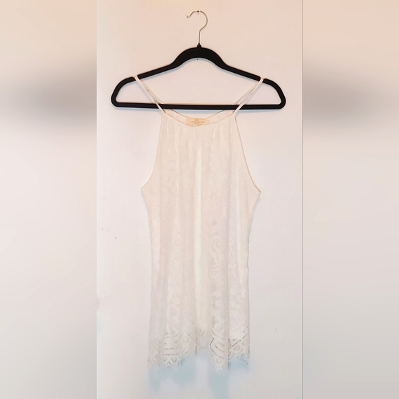Flowy lace longline tank top - Picture 1 of 4